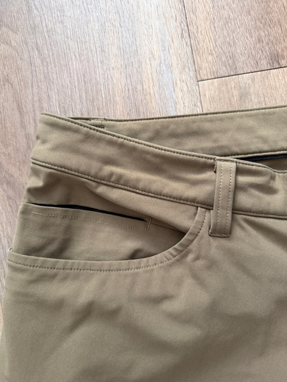 Lululemon ABC Pant Classic *34" - Picture 5 of 8